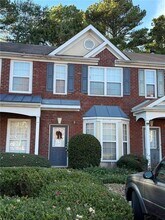 Building Photo - 1487 Cove Creek Cir