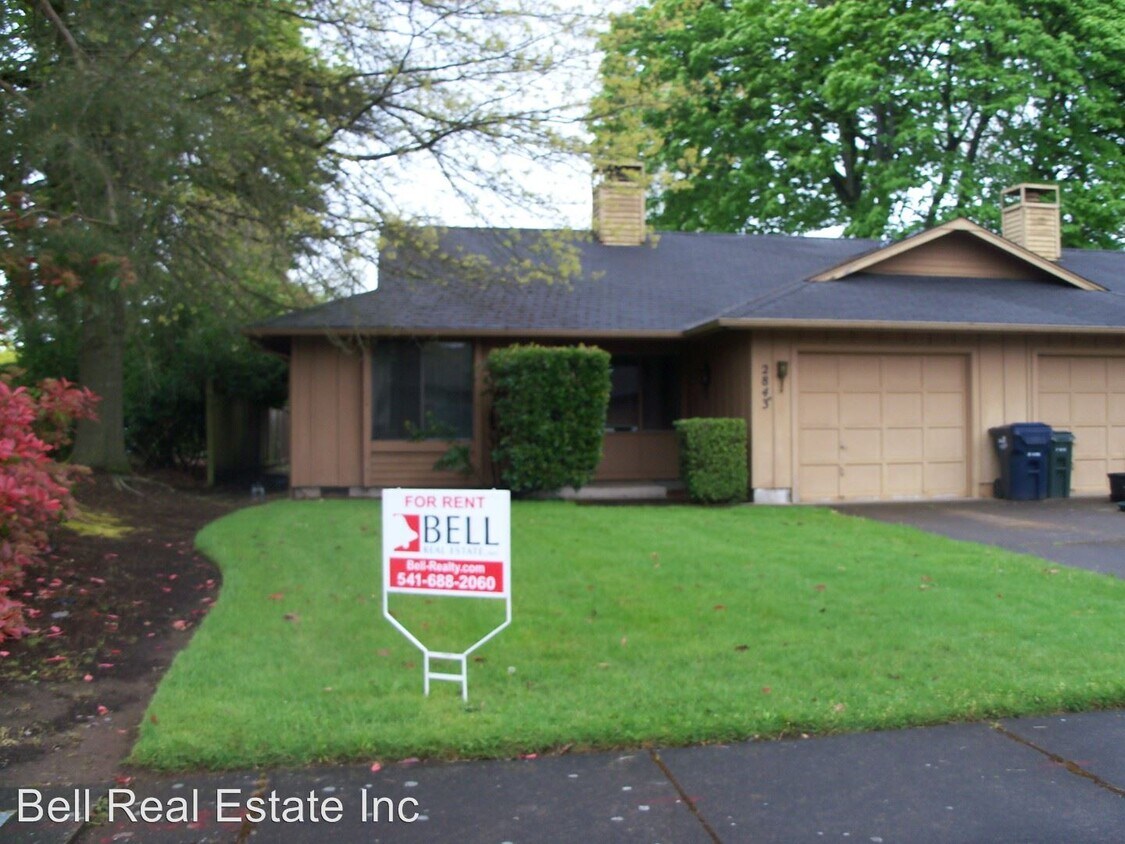 Primary Photo - 2843-2843 Gilham Rd