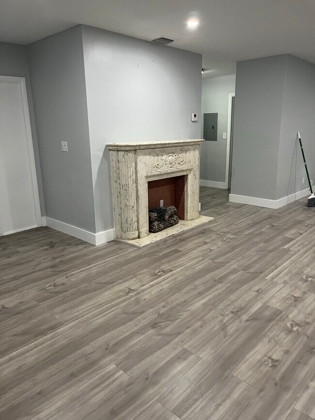 Foto del edificio - 210 NE 146th St