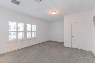 Building Photo - 7 Blairs Way