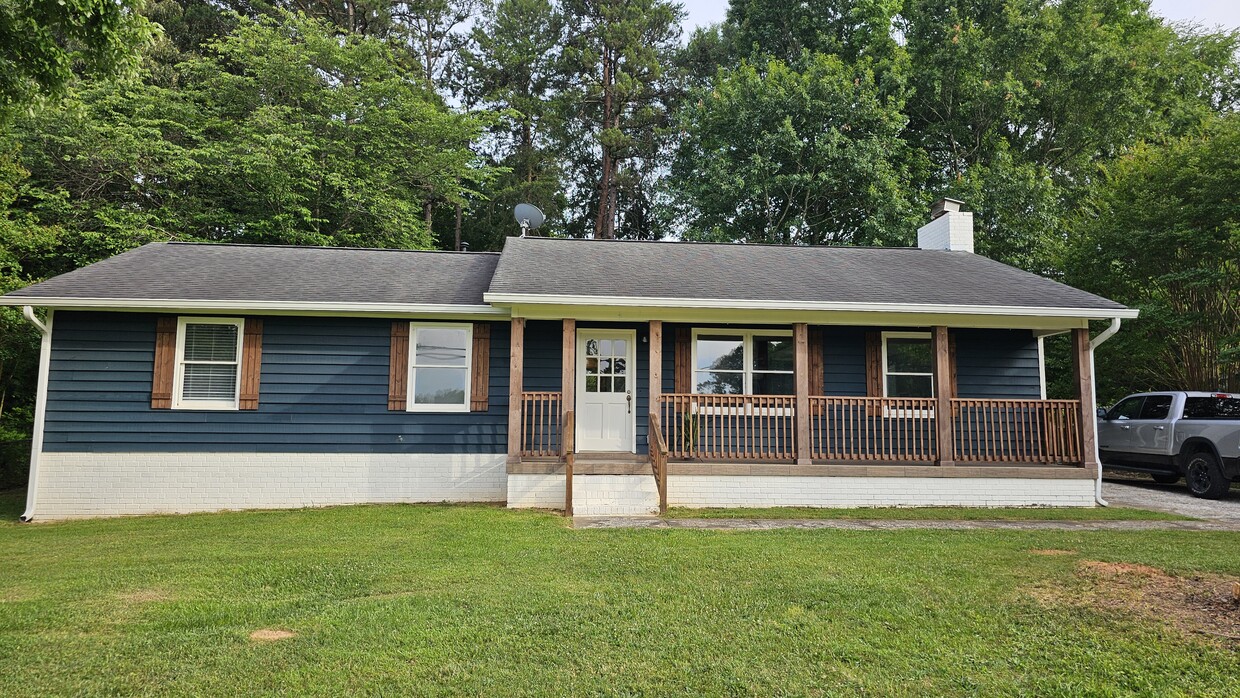 Primary Photo - 1113 Hensley Rd