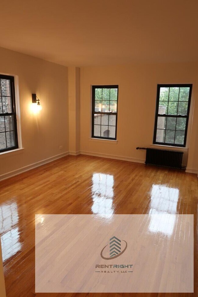 Foto del edificio - 426 W Briar Pl