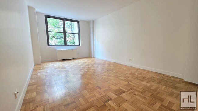 Building Photo - Midtown East 6th-Floor 1-Bedroom