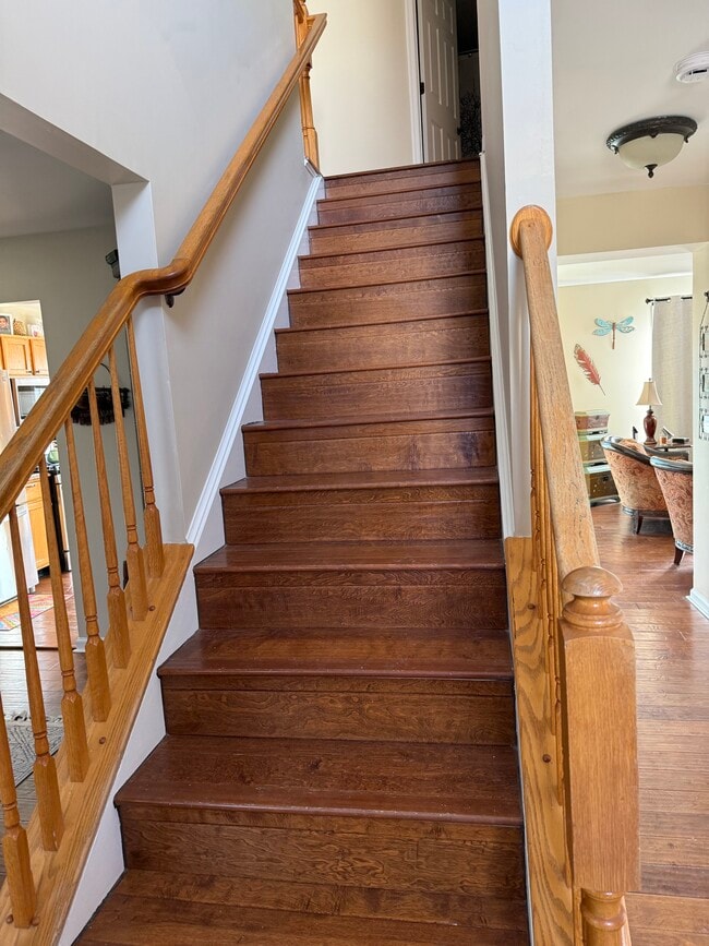 Building Photo - 349 Superior Rd