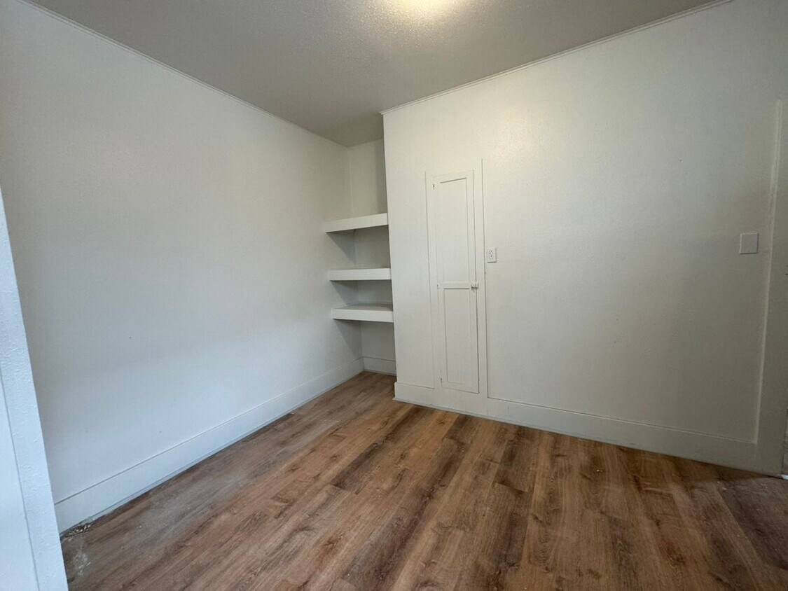 Foto principal - 508 E Sheridan St