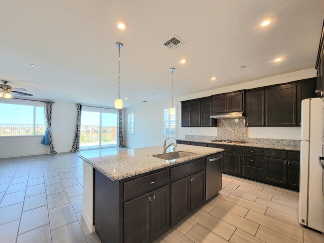 Building Photo - 3511 Crawford Dr
