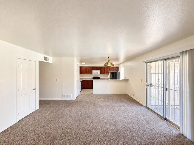 Foto del edificio - 5300 Indian River Dr