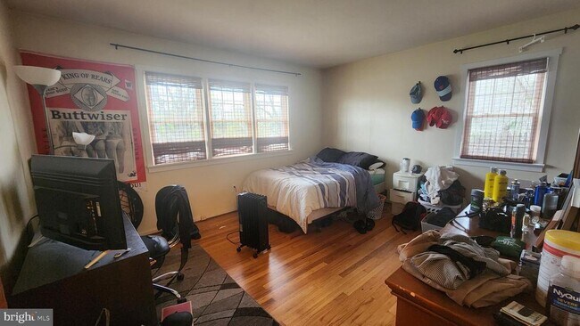 Foto del edificio - 804 Carpenter St