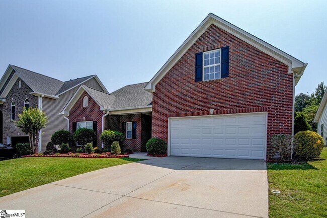 Building Photo - 704 Center Rd