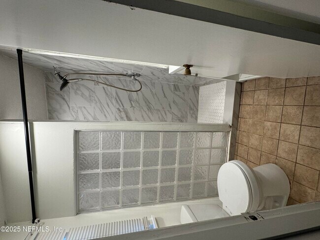 Foto del edificio - 9359 Orme Rd