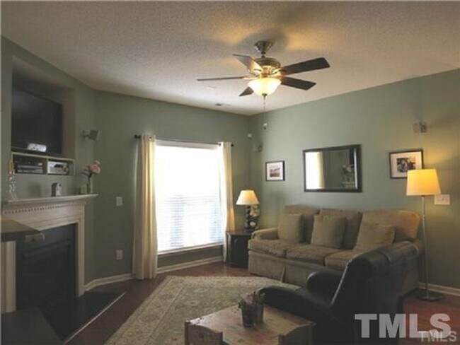 Foto del edificio - 111 Fanwood Ct