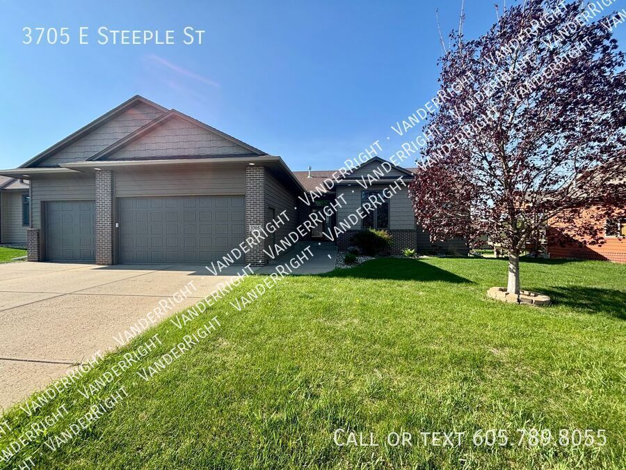 Foto principal - 3705 E Steeple St
