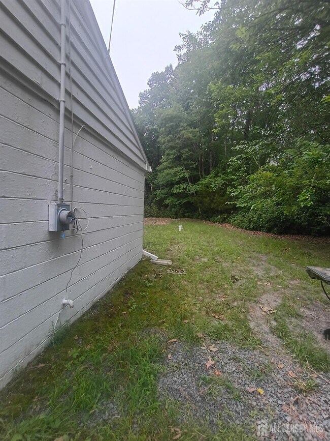 Building Photo - 710 Jackson Mills Rd
