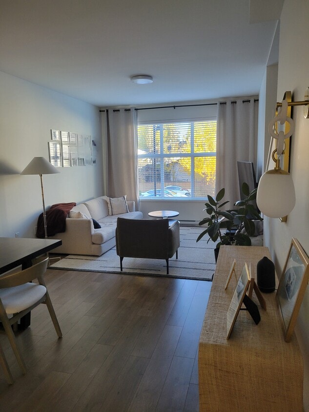 Primary Photo - 2267 Mckenzie Rd