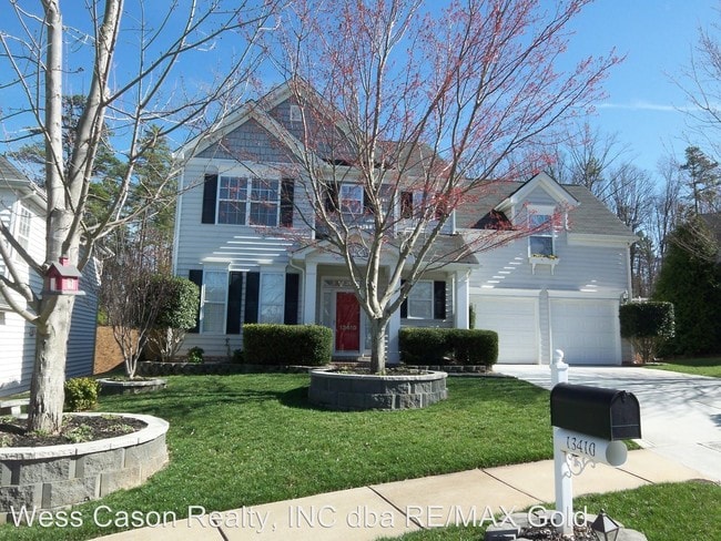Building Photo - 13410 Ada Ct