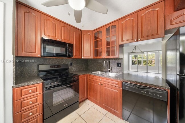 Foto del edificio - 1701 NE 191st St