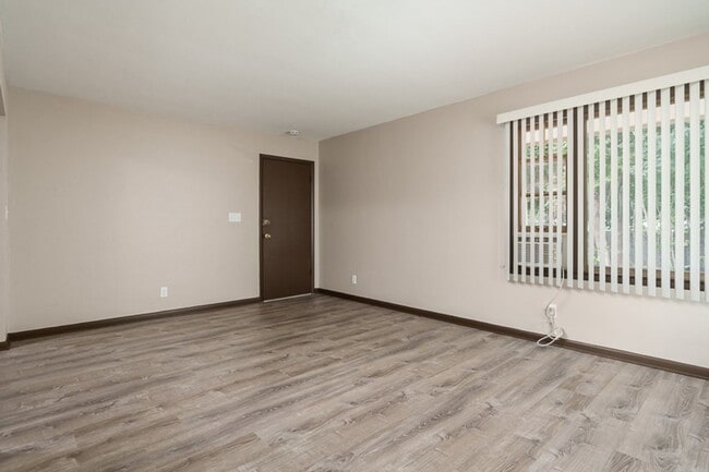 Building Photo - 3220/3222 Darwood Drive