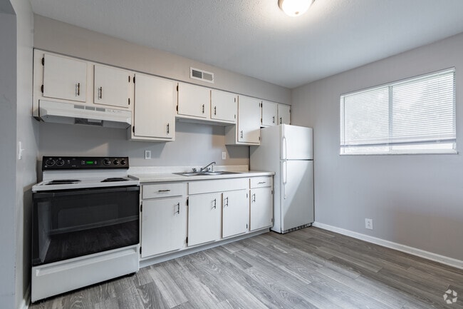 2BR, 1BA - Kitchen - Miller Manor Apartments