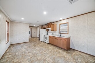 Building Photo - 11910 Hazy Hill Dr