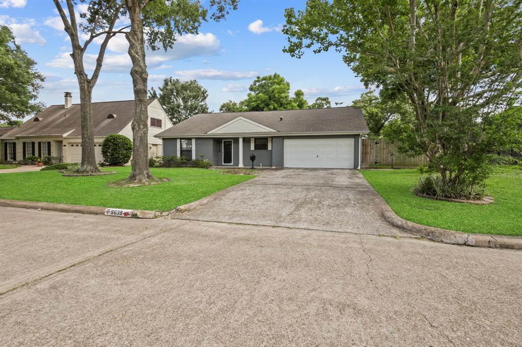 9639 Weatherwood Dr, Houston, TX 77080 House Rental in Houston, TX
