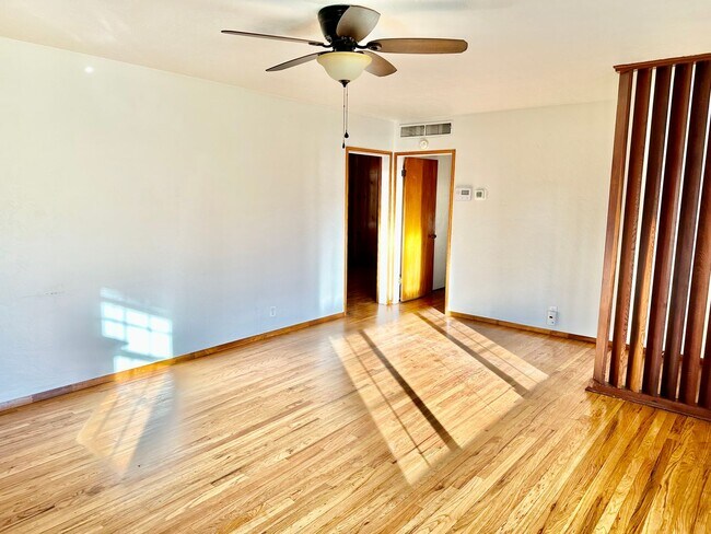 Foto del edificio - 3/2 Ranch Home with Oversized Lot and Pool