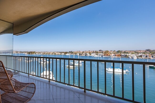 Building Photo - Unique Over the Water Balcony with 270 deg...