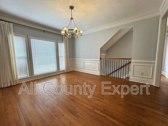 Foto del edificio - 871 Lenox Ct NE
