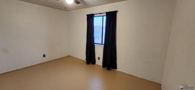 Building Photo - 2088 W Del Sol Ln