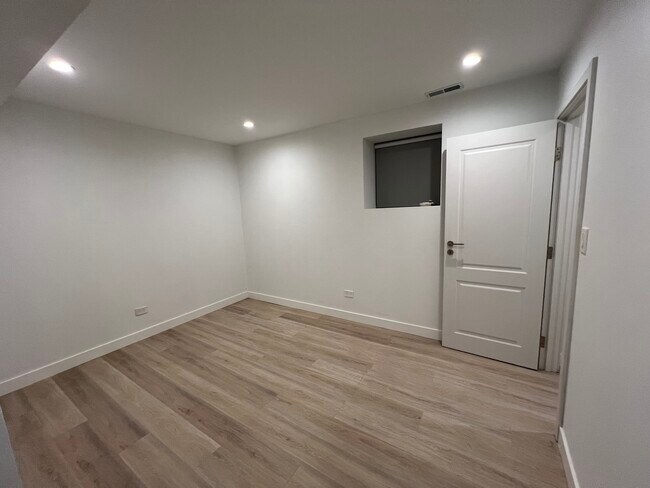 Foto del edificio - 2322 W Montana St