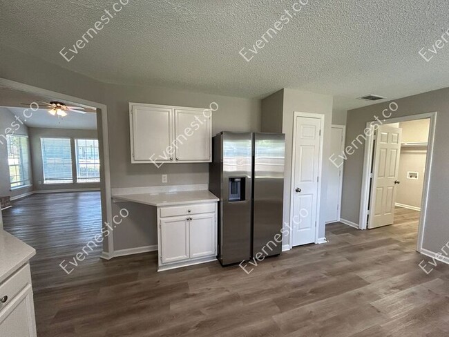 Building Photo - 11130 Mortons Crossing