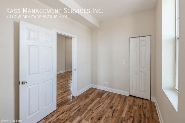 Building Photo - 4012 W Armitage Ave