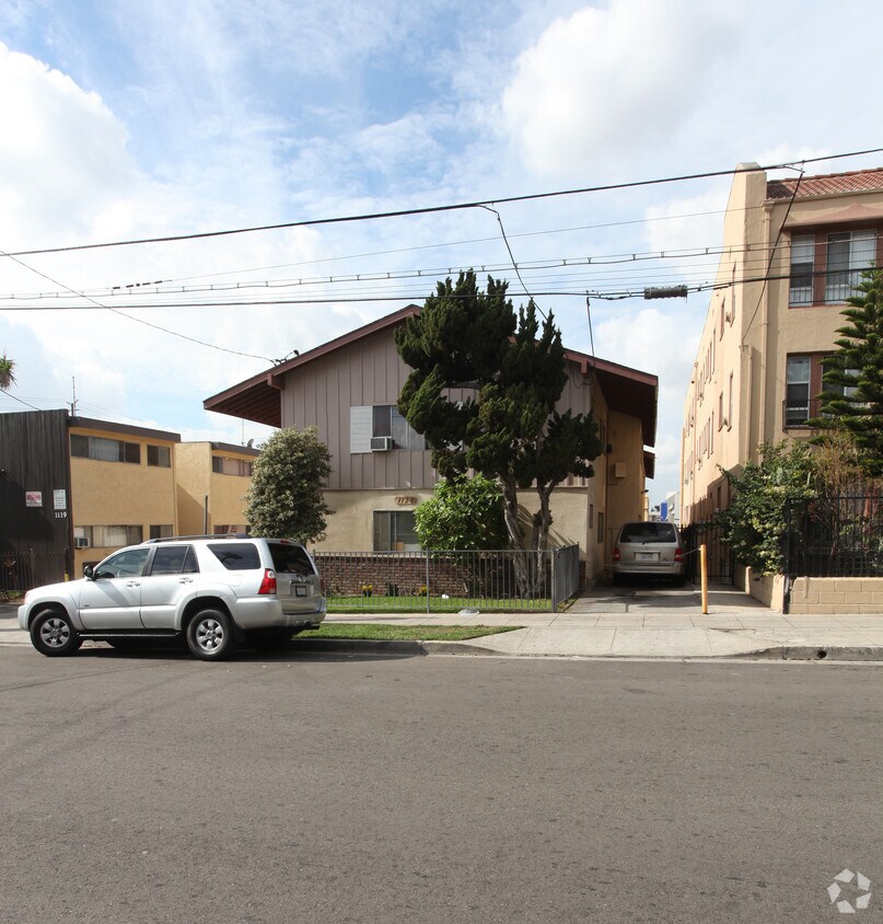 Primary Photo - 1125 N Madison Ave