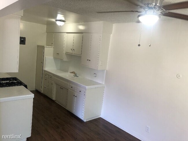 Foto del edificio - 10243 San Antonio Ave