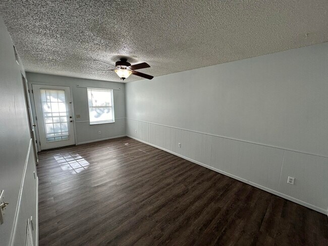 Livingroom view from back - 167 Oak Hill Cluster