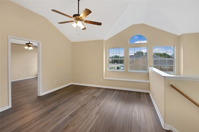 Building Photo - 3010 Palace Oaks Dr