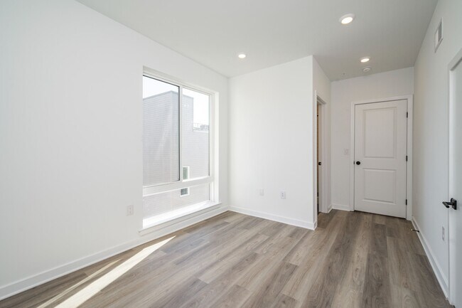 Foto del edificio - 1514 Master St