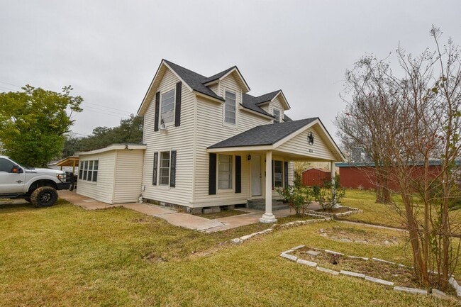 Building Photo - RECENTLY REMODELED 3 BEDROOM 2 BATH IN LA ...