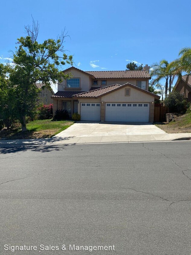 Foto principal - 4 br, 3 bath House - 27314 Barcelona Drive