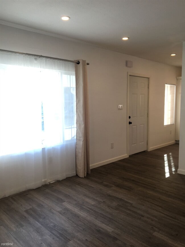 Building Photo - 2 br, 1 bath House - 3511 Harper Street
