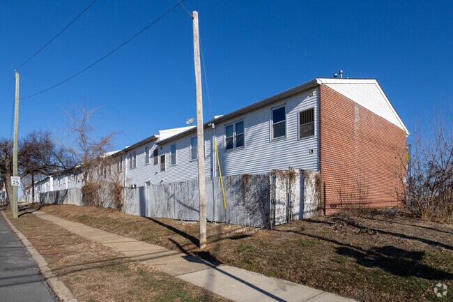 Foto del edificio - 8712 Frankford Ave