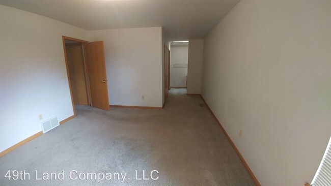 Building Photo - 1024 49th Ave Ct
