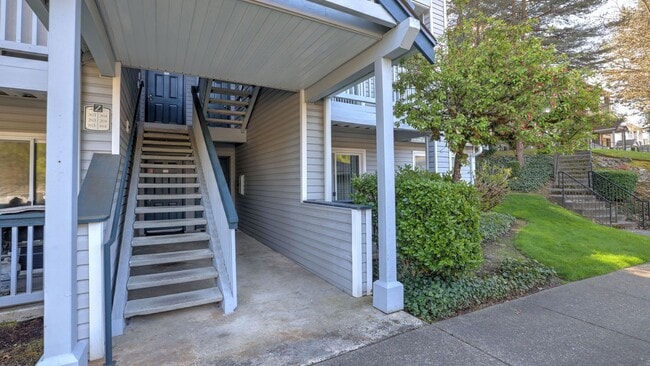 Building Photo - Great location, quiet first floor end unit...
