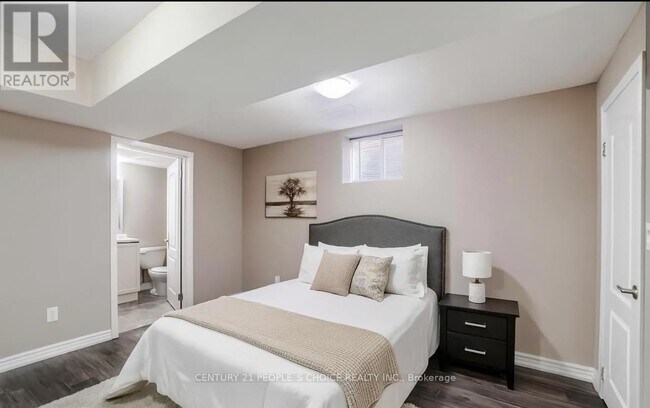 Photo du bâtiment - 426 Grey Lndg