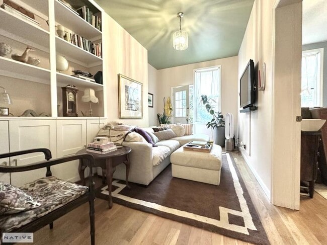 Building Photo - 2 bedroom in BROOKLYN NY 11222