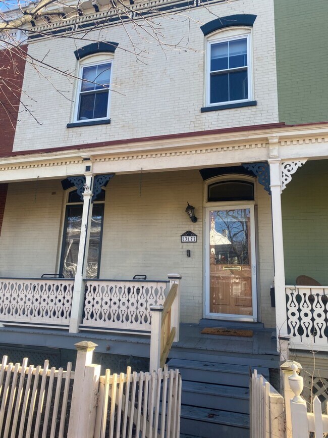 Foto del edificio - 317 S Pine St