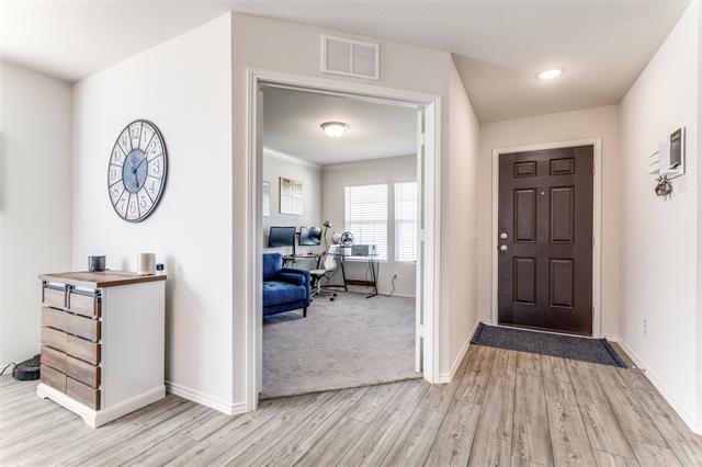 Foto del edificio - 1044 Knightly Ln