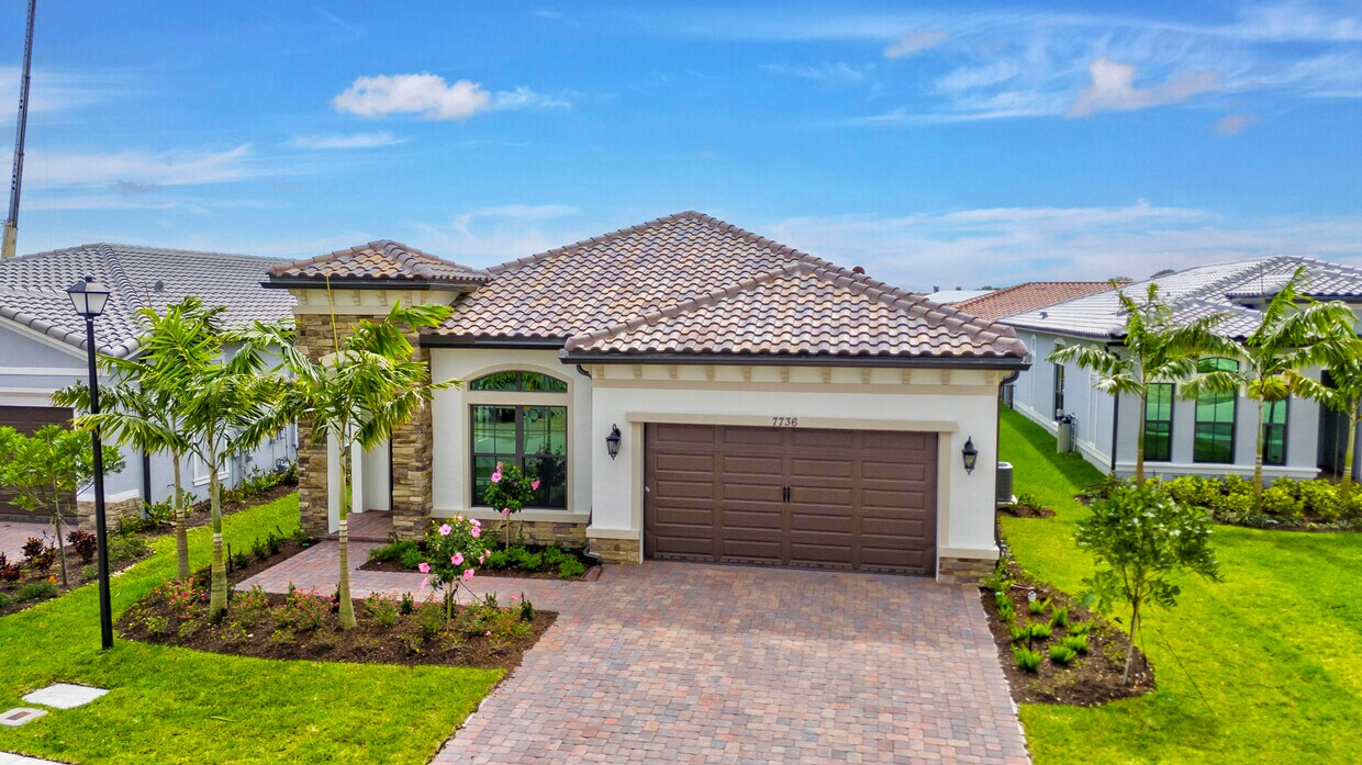 Foto principal - 7736 Seacoast Dr