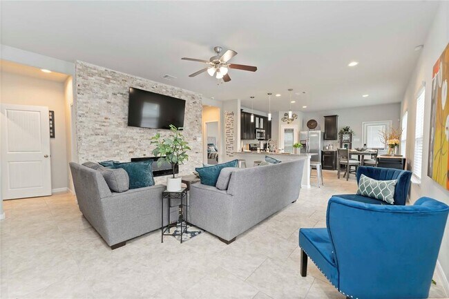 Foto del edificio - 1415 Woods Lake Ct