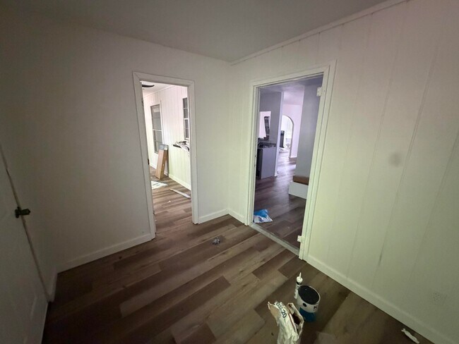 Foto del edificio - 1215 NW 6th Pl
