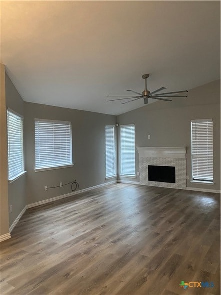 Foto del edificio - 4713 Stone Ridge Dr